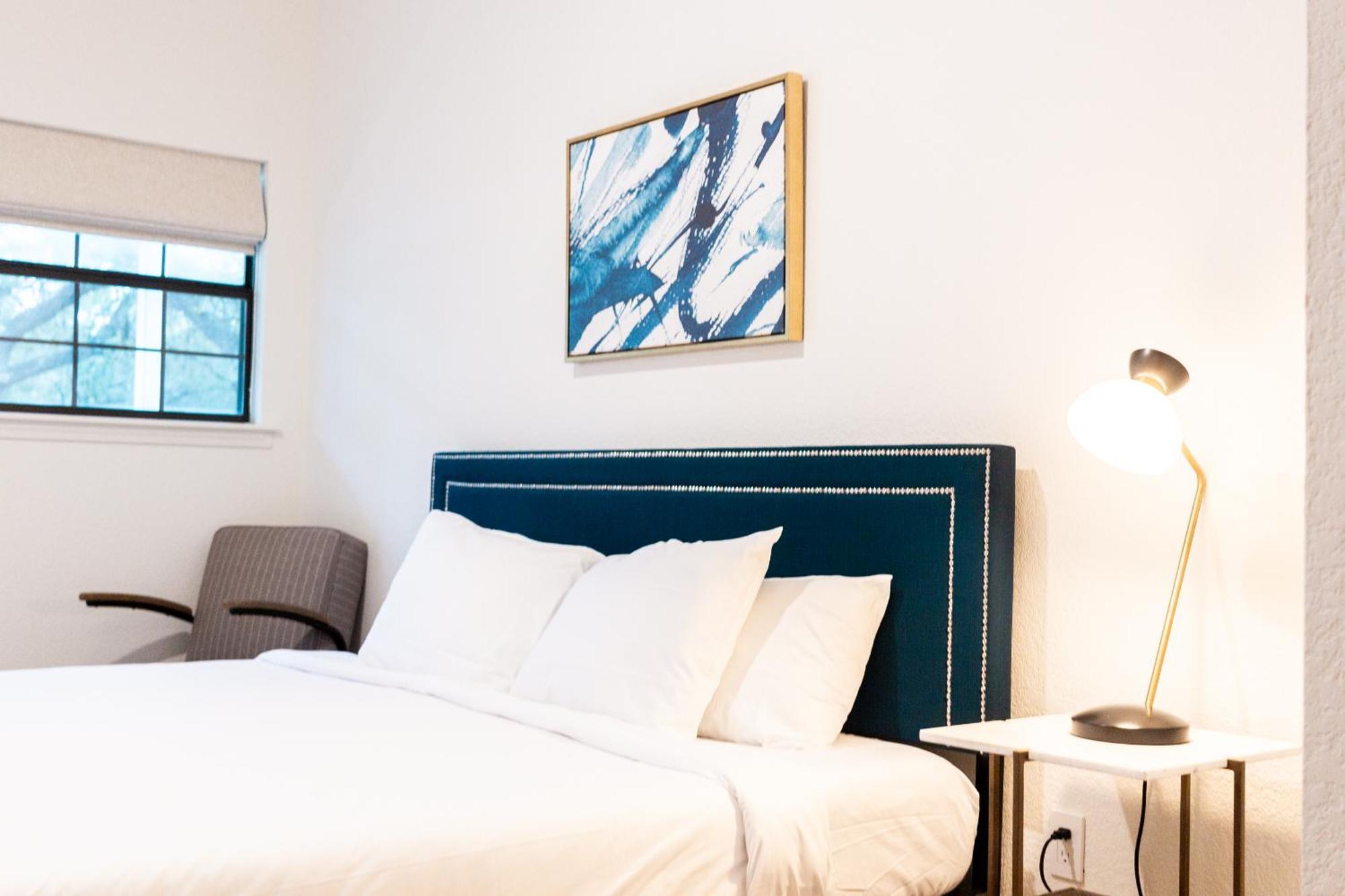 The Claire Hotel キャニオン・レイク エクステリア 写真
